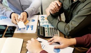 5 Common Tactics MCA Scammers Use to Trap Small Businesses